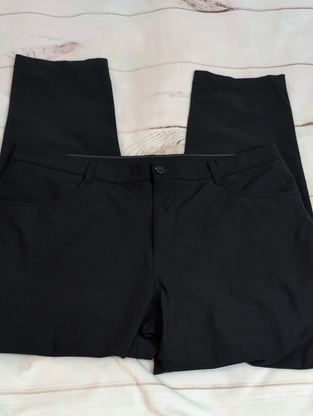 Vuori The Rise The Shine Performance Pant size 36 Waist